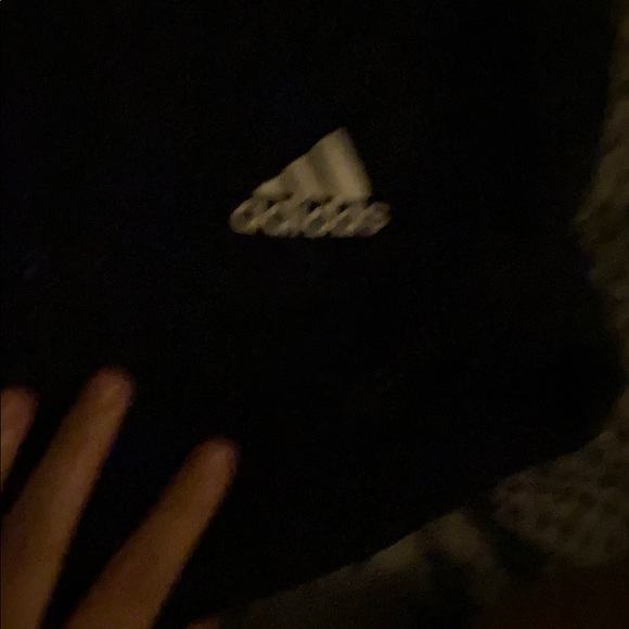 Adidas tee - Picture 3 of 5